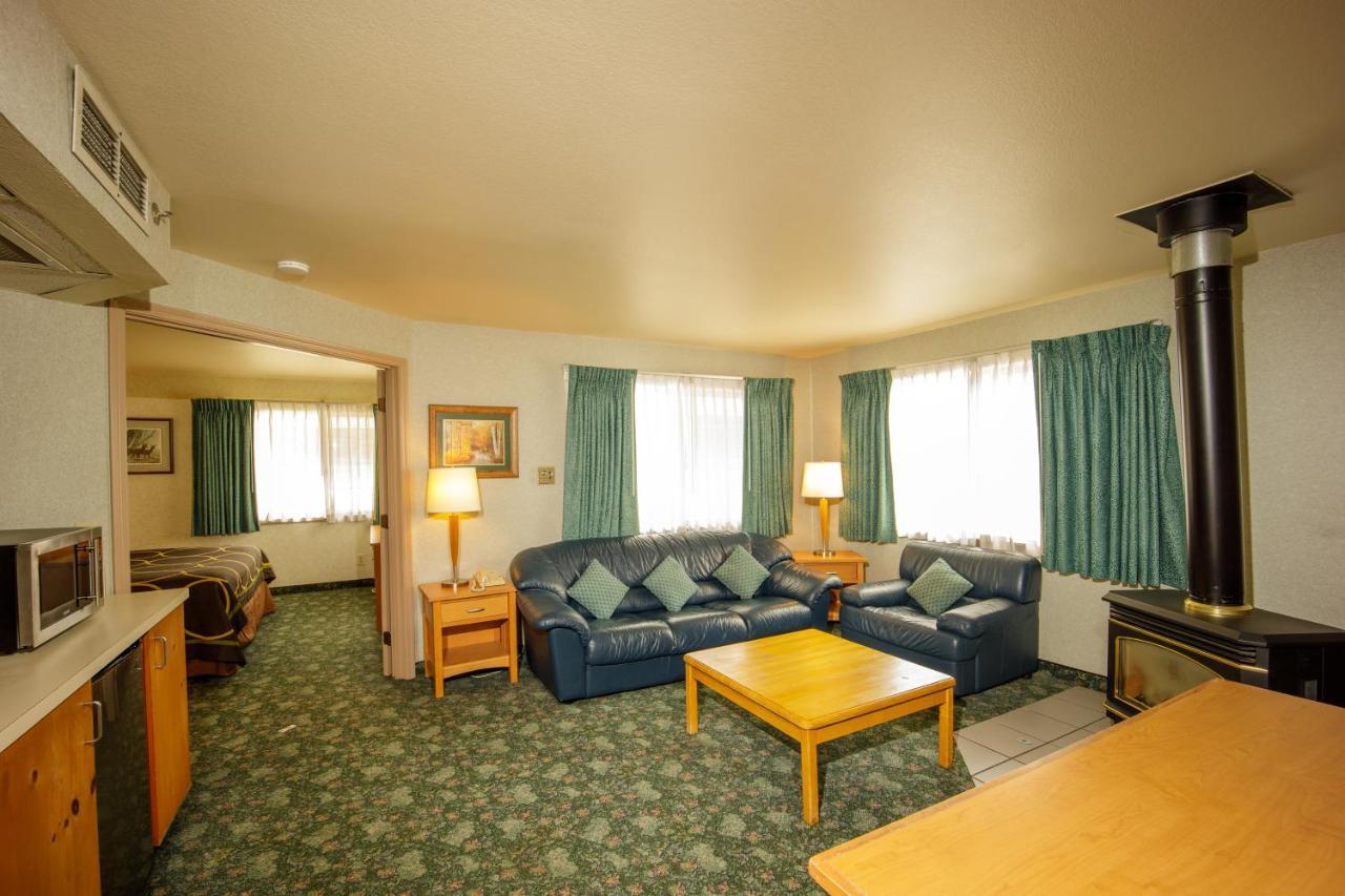 The Summit Inn Snoqualmie Pass ภายนอก รูปภาพ