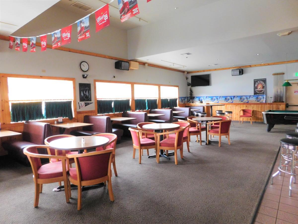 The Summit Inn Snoqualmie Pass ภายนอก รูปภาพ