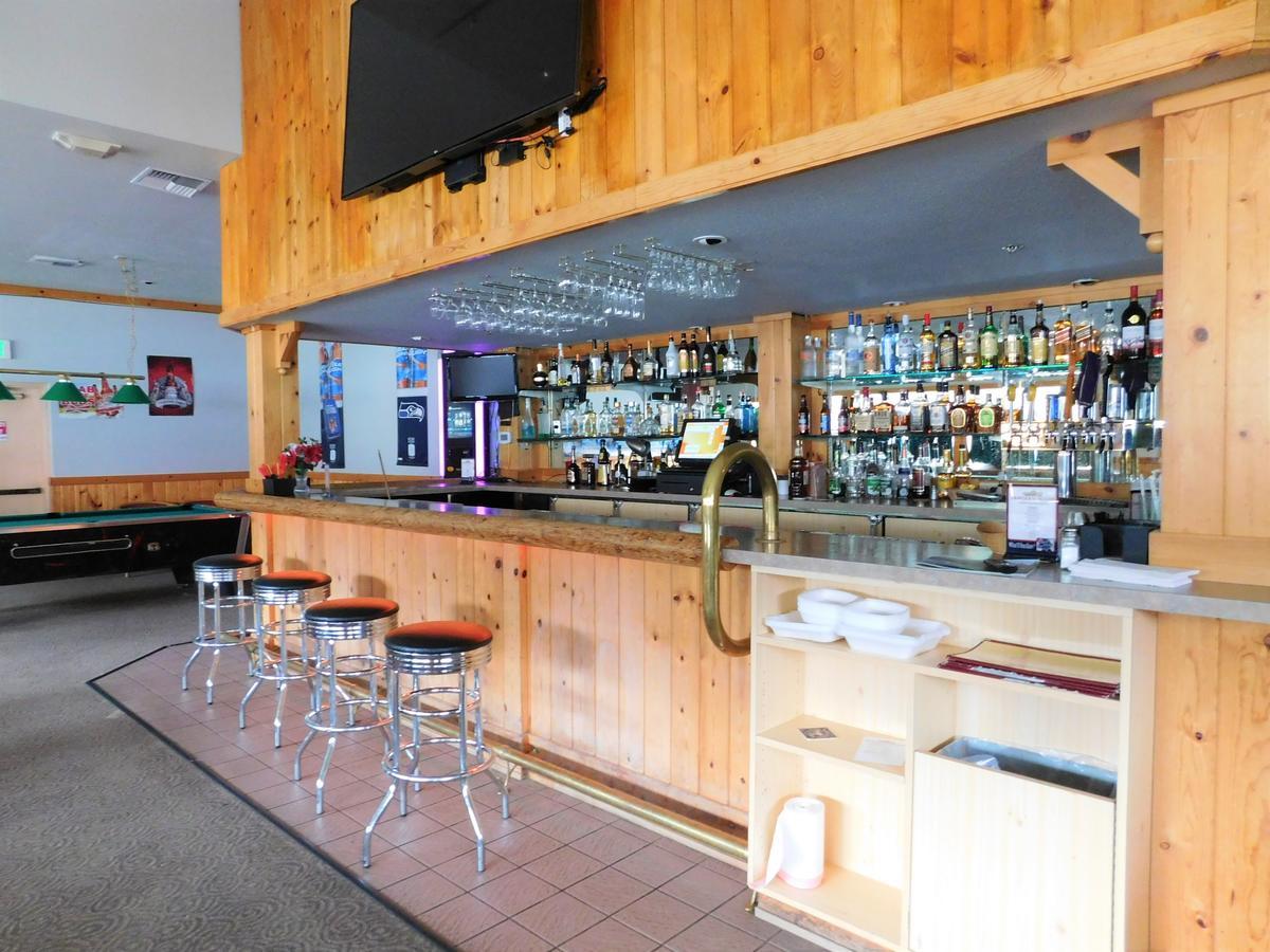 The Summit Inn Snoqualmie Pass ภายนอก รูปภาพ