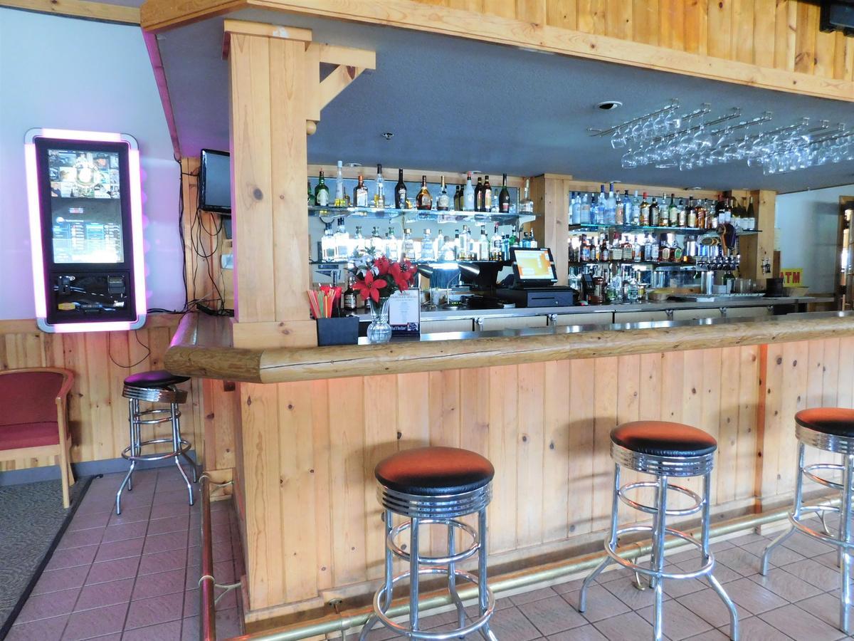 The Summit Inn Snoqualmie Pass ภายนอก รูปภาพ